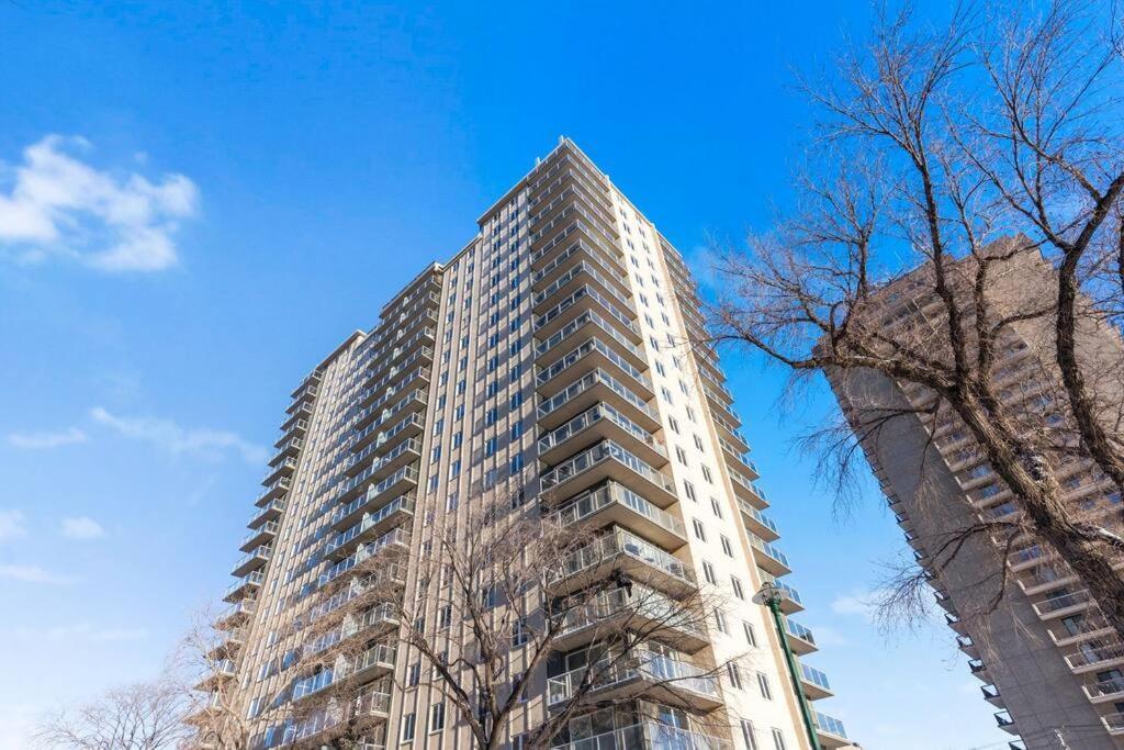 Superb 2 Bedroom Downtown With River View Saskatoon Exterior photo